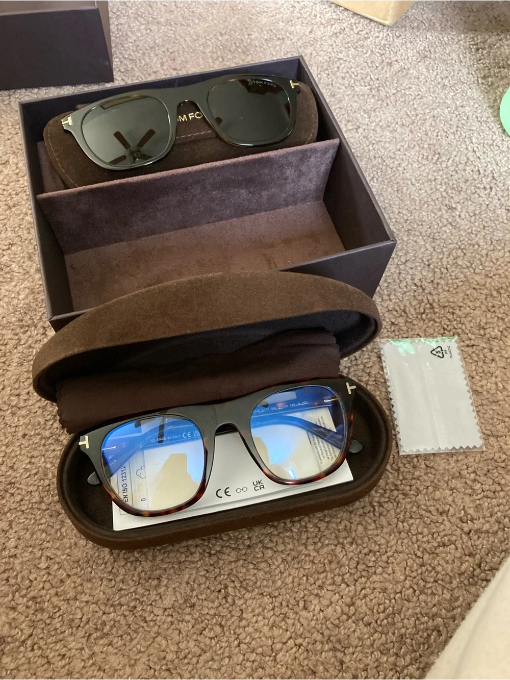 Tom Ford Men's Tortoiseshell Frame with Blue-Reflective Lenses - Picture 1 of 6